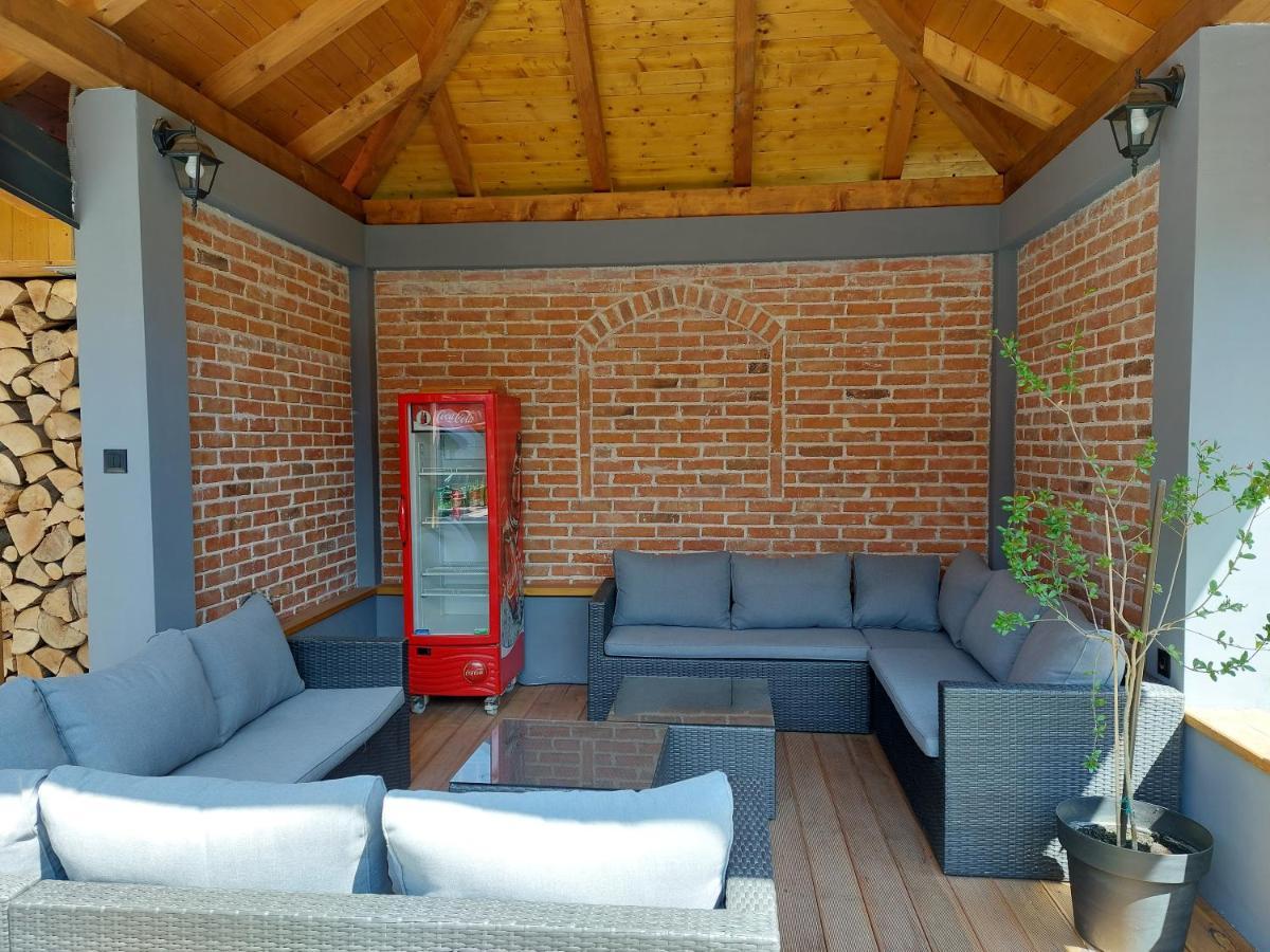 Apartment Karlovac Ngoại thất bức ảnh