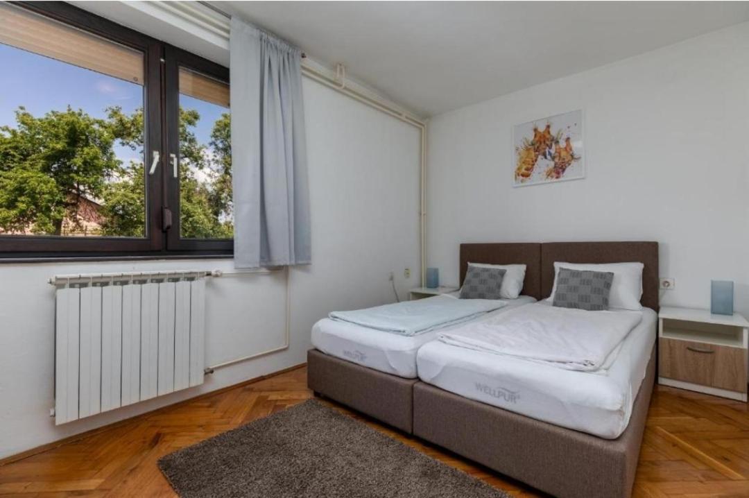 Apartment Karlovac Ngoại thất bức ảnh