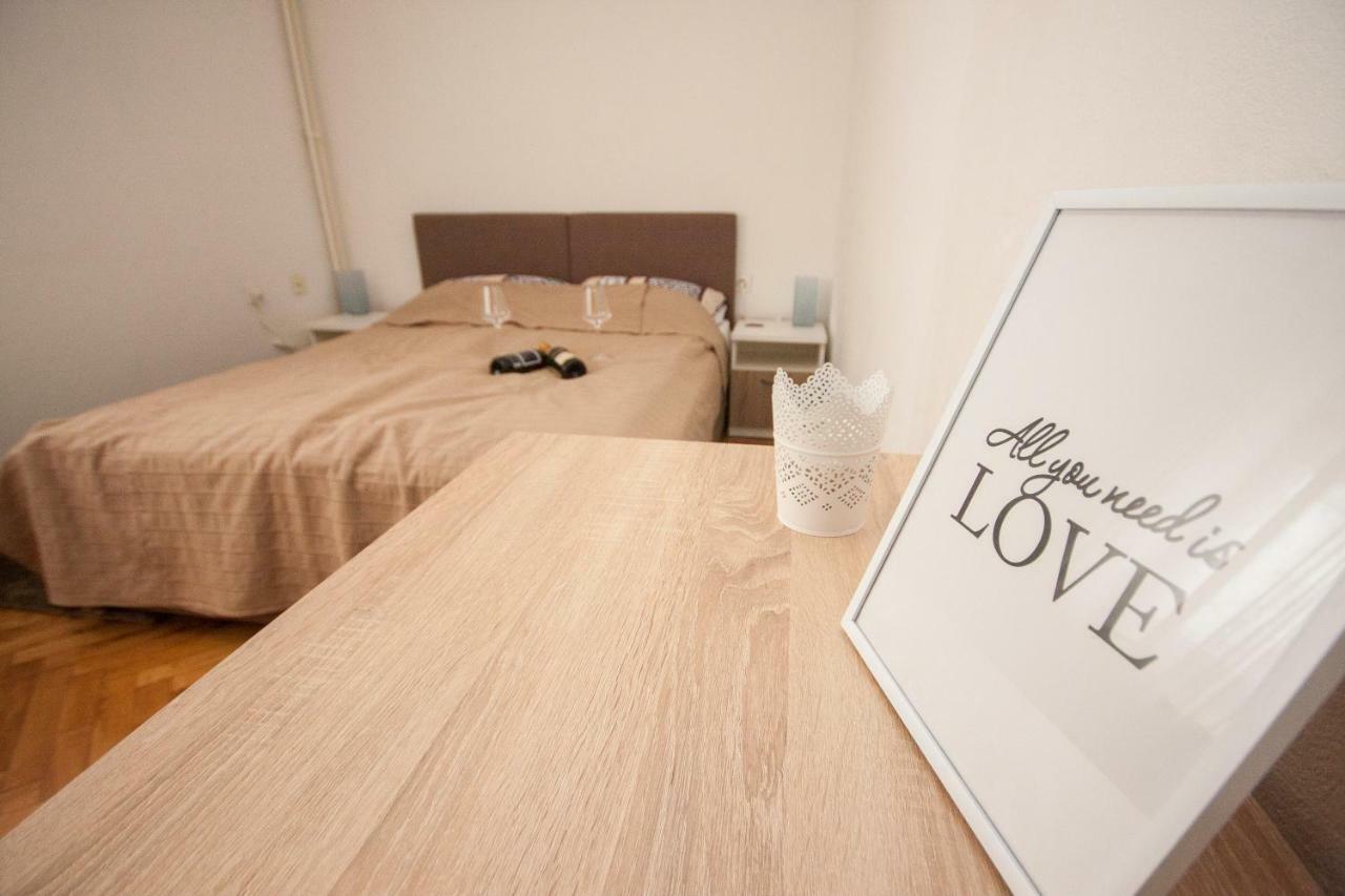 Apartment Karlovac Ngoại thất bức ảnh